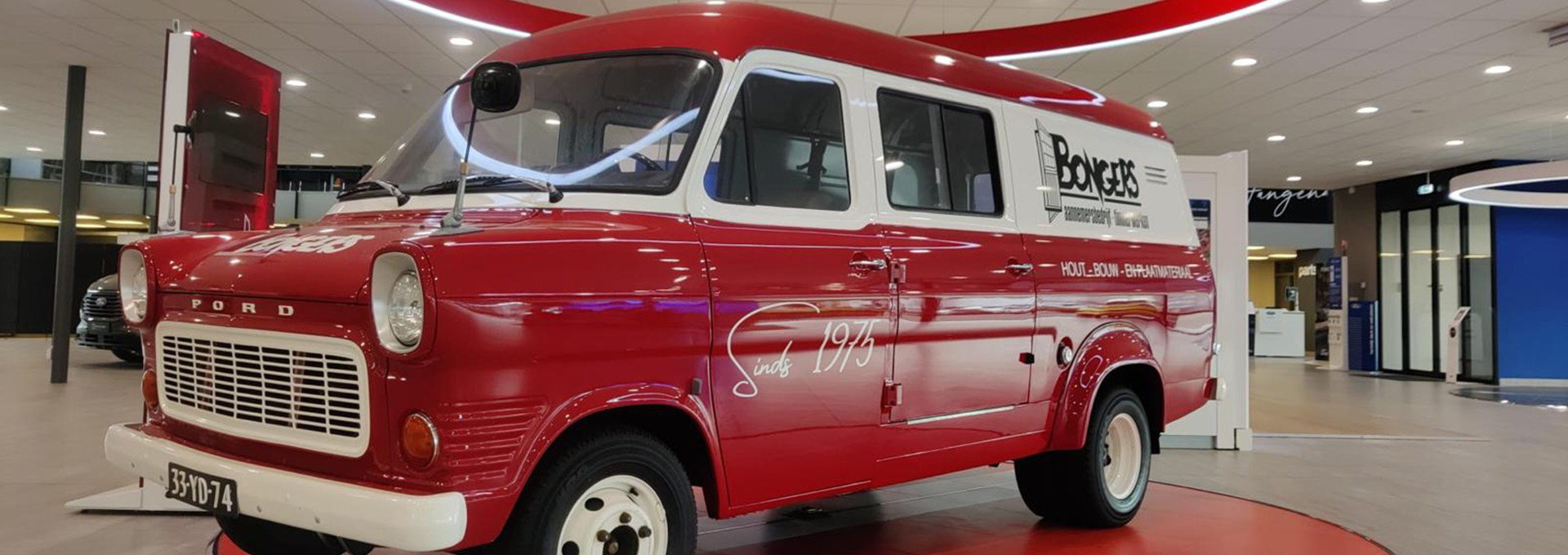 ford bus - arnhem 01